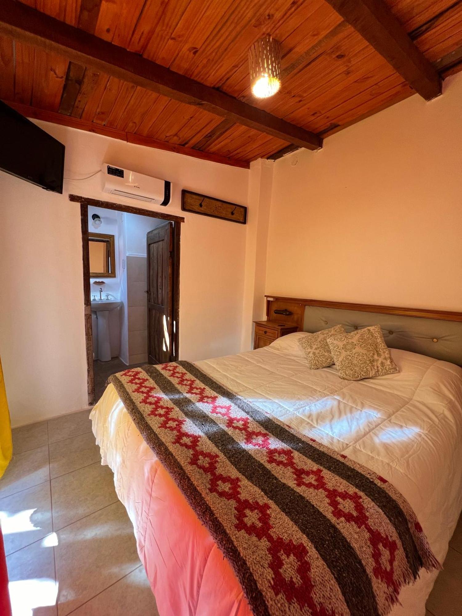 Hostal Tierra Andina Кафаяте Номер фото